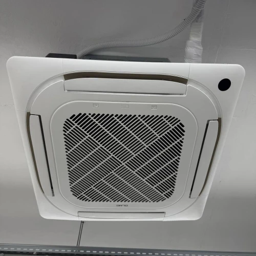 Клімат-контроль для бізнесу: обираємо між касетним та канальним кондиціонером